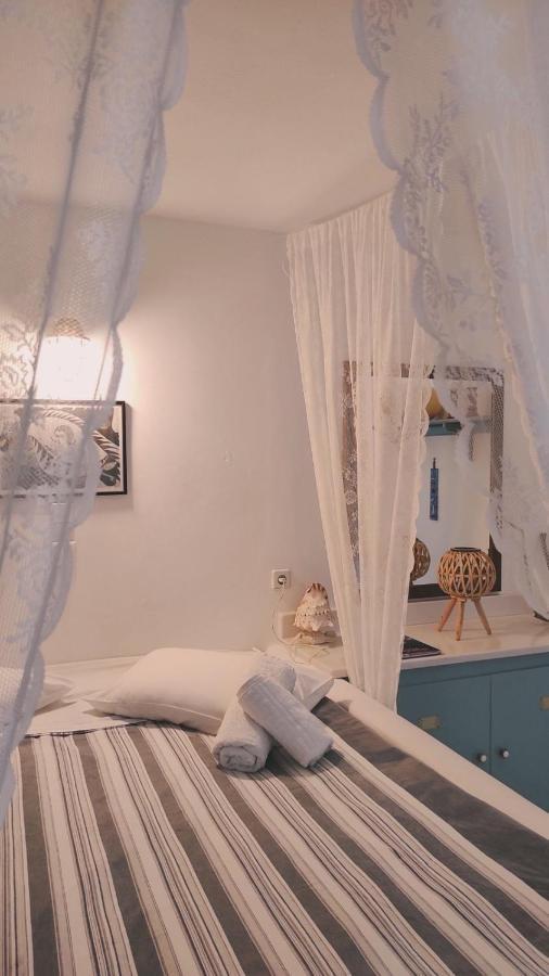 Lampi'S Dolphin Aparthotel Patmos Island Exterior photo