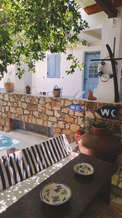 Lampi'S Dolphin Aparthotel Patmos Island Exterior photo