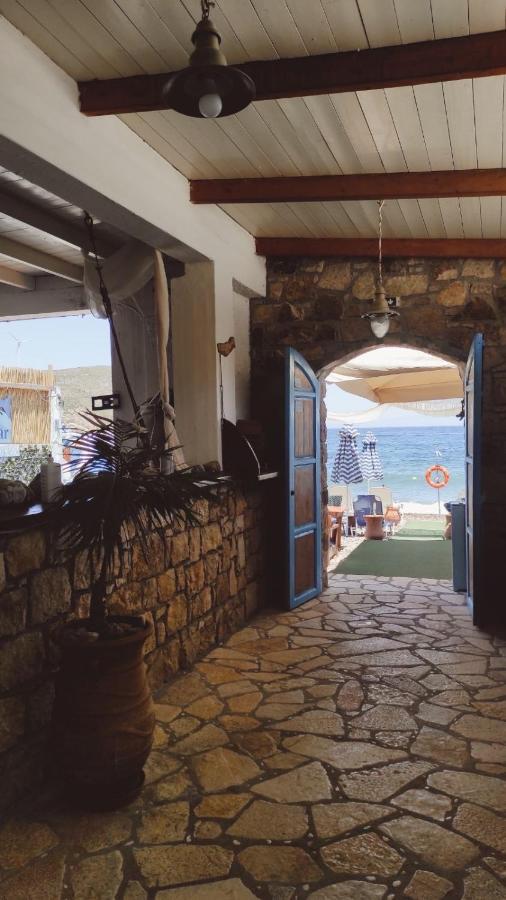 Lampi'S Dolphin Aparthotel Patmos Island Exterior photo