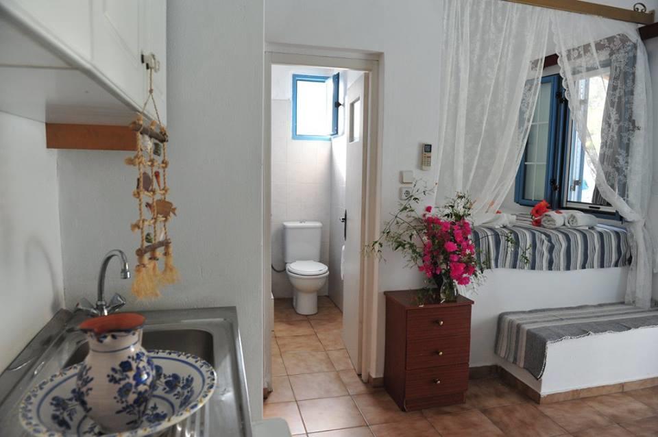 Lampi'S Dolphin Aparthotel Patmos Island Exterior photo