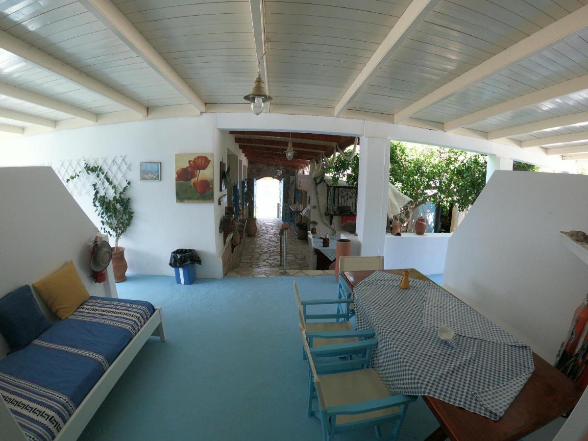 Lampi'S Dolphin Aparthotel Patmos Island Exterior photo